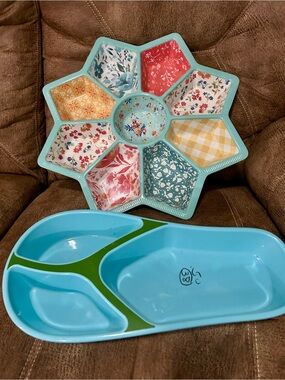 2 Snack Server Platters